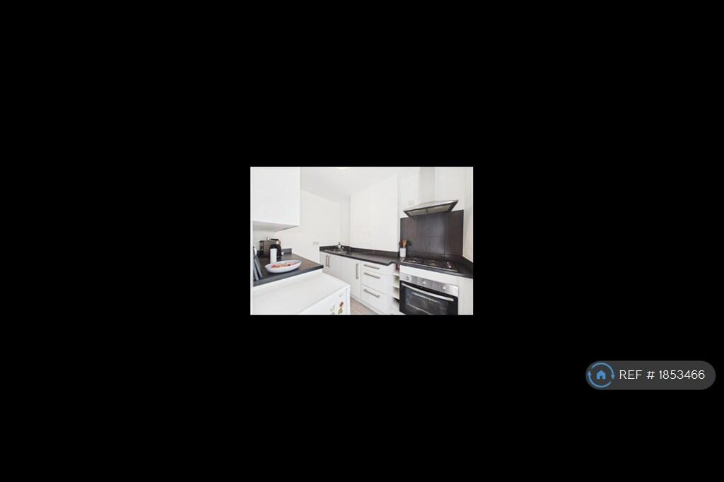 Apartment in Warrington - View 4