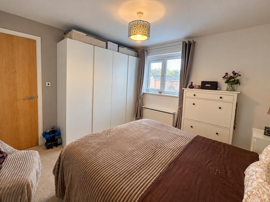 Apartment in Wakefield - View 5
