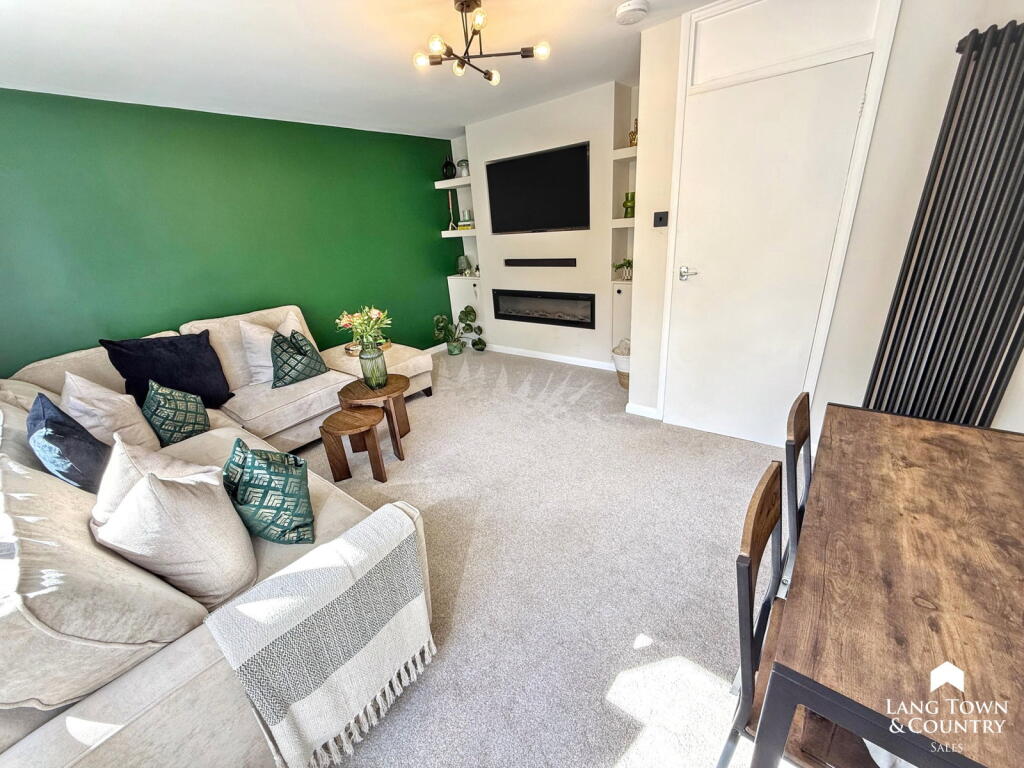 House in Plymouth - View 4