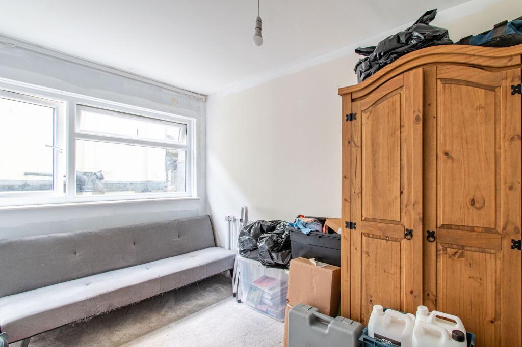 Apartment in Plymouth - More