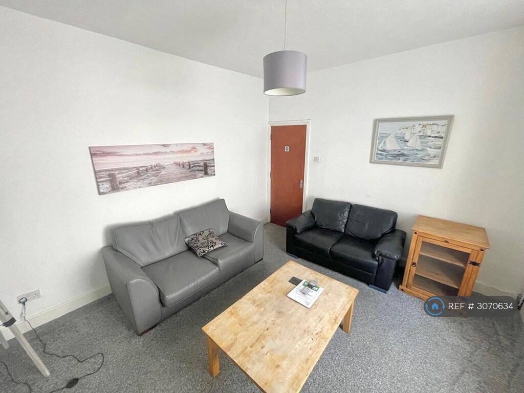 House in Plymouth - View 3