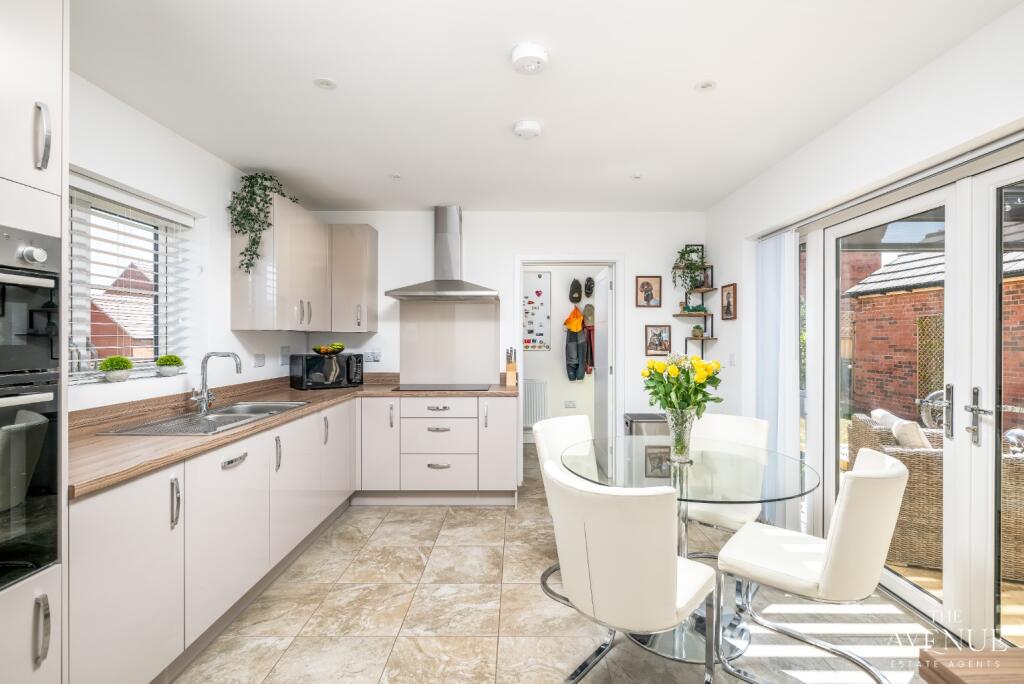 House in Irchester, North Northamptonshire - More