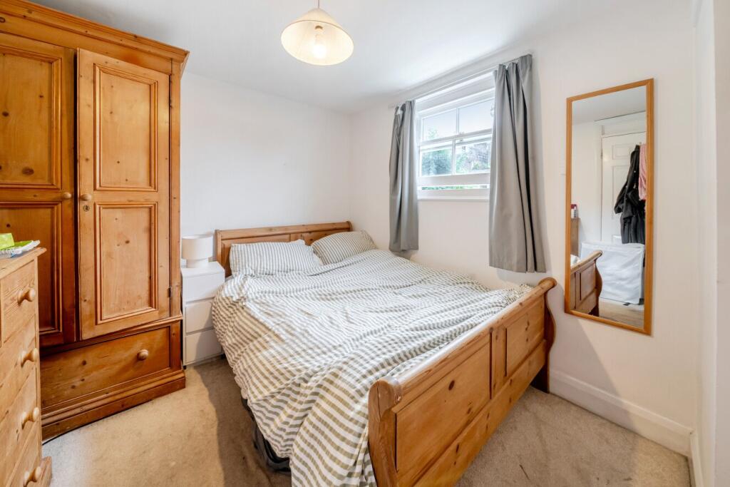 Apartment in London - More