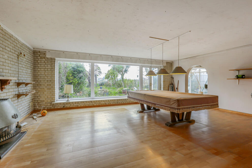 Additional image 21 of Sandbanks Road, Poole, BH14