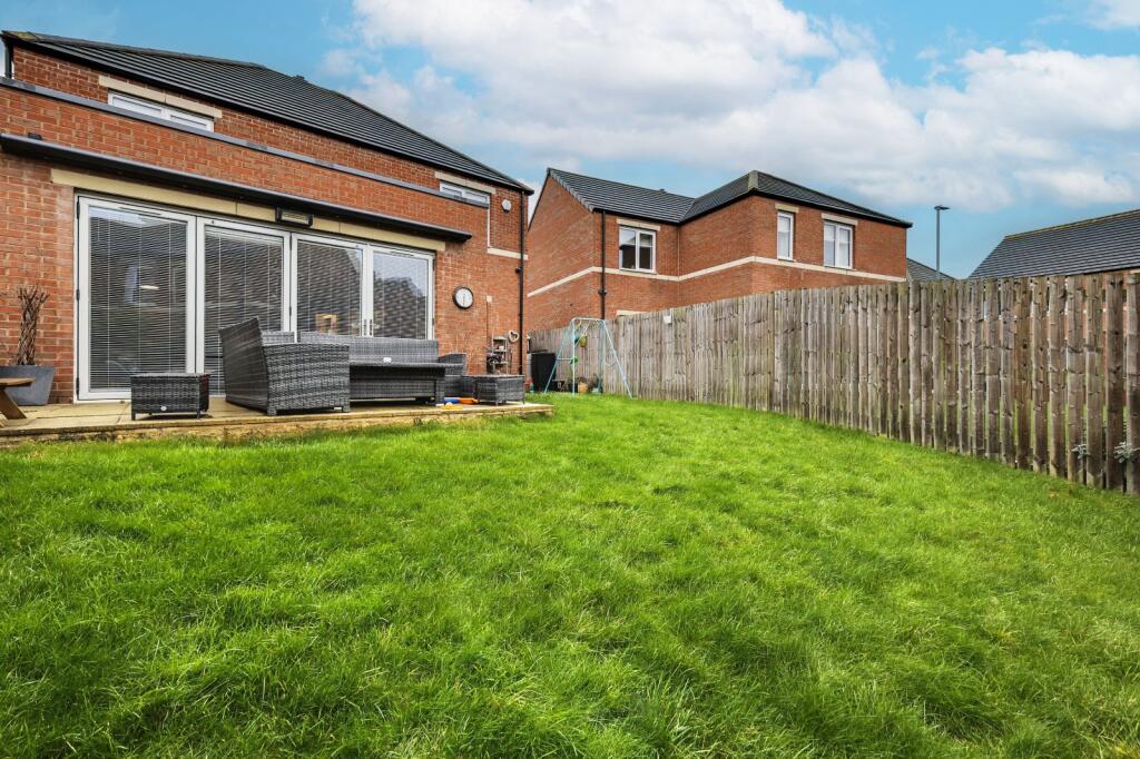 Additional image 20 of West Wood View, Apperley Bridge, Bradford, West Yorkshire, BD10