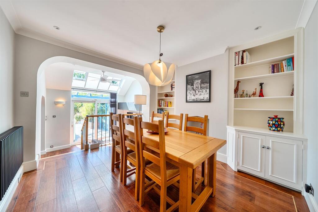 House in Harrow - View 5
