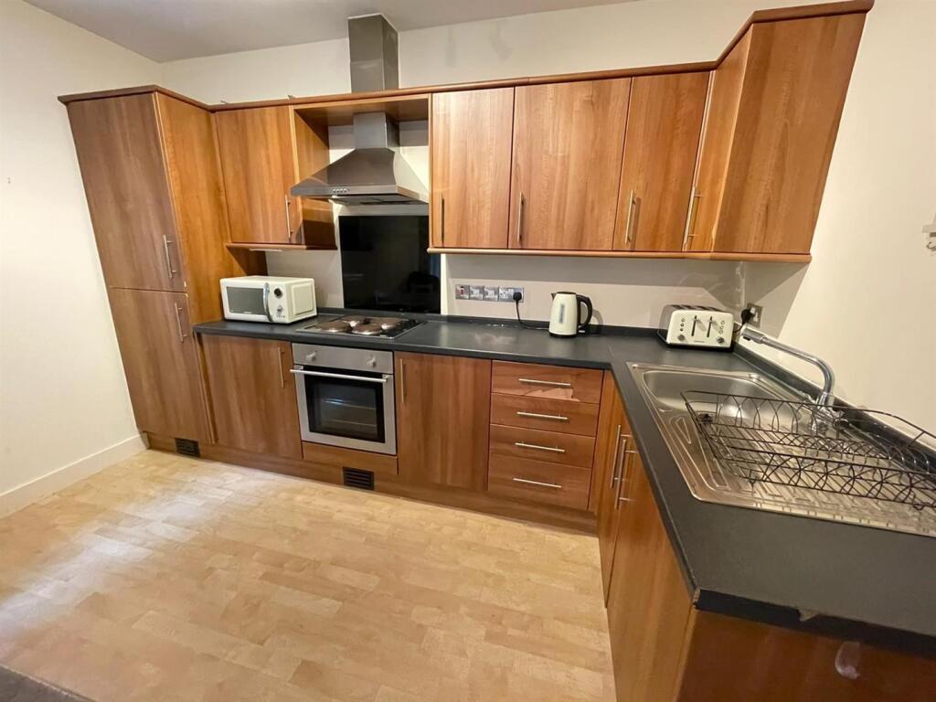 Apartment in Manchester - More