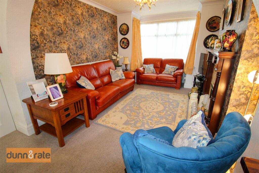 House in Stoke-on-Trent - View 2