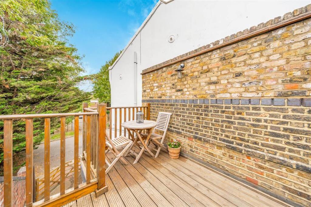 Apartment in London - View 4