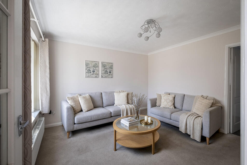 Manor Road, Caister-On-Sea photo 3