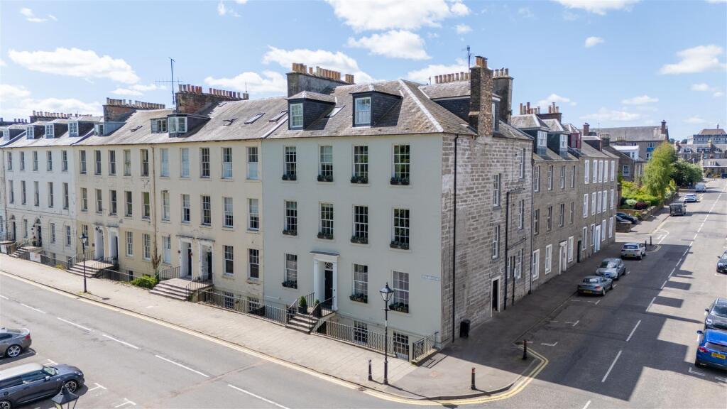 Main image of property: Ericht, Barossa Place, Perth