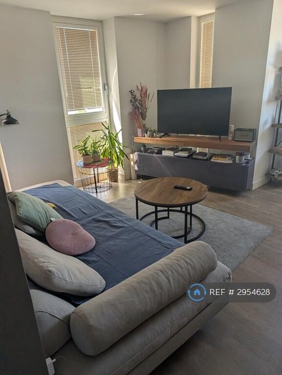 Main image of property: Loop Court, London, SE10
