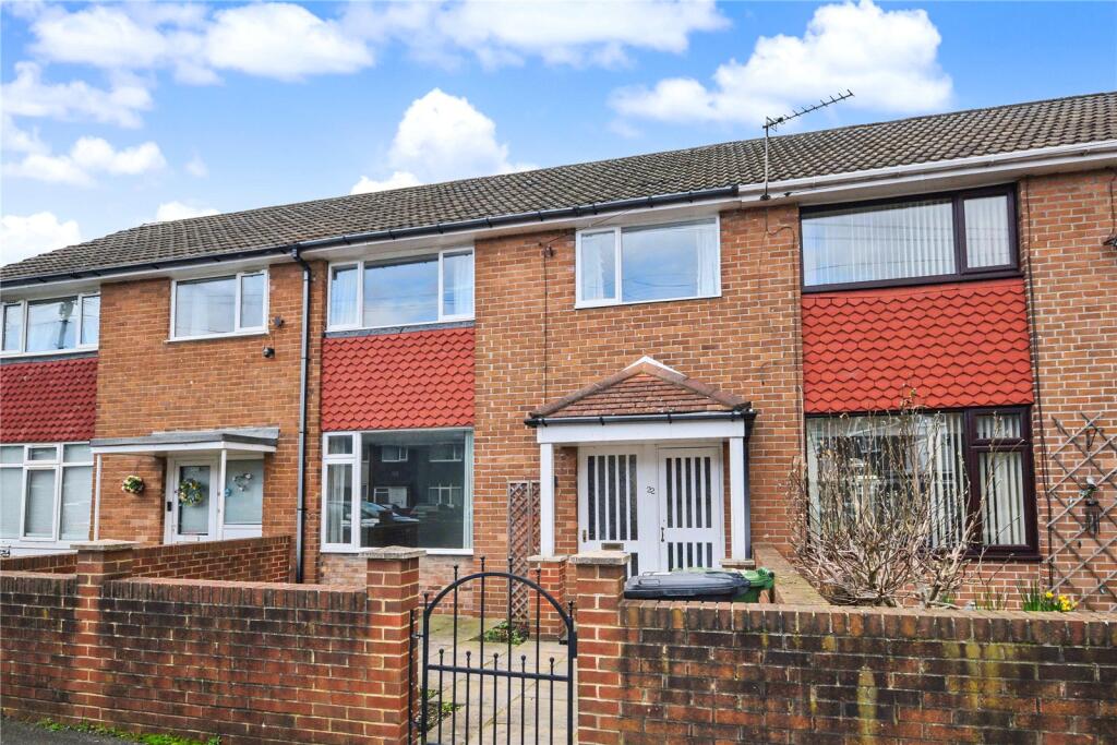 Main image of property: Broom Gardens, Leeds, West Yorkshire