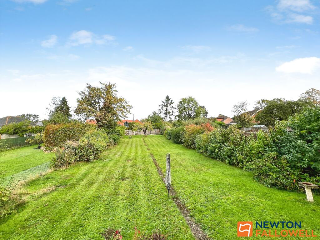 Hill Avenue, Grantham, NG31 photo 3
