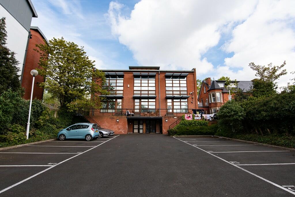 2-bed flat on Pelham Road, Nottingham, Nottinghamshire, NG5, £90,000