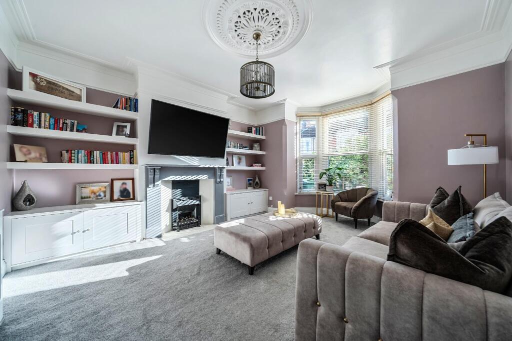 105, Stubbington Avenue photo 2