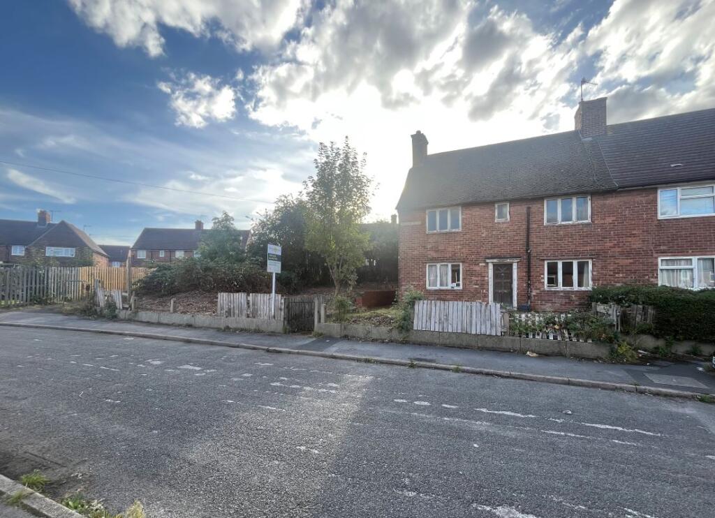 House in Chesterfield, Staveley CP - View 2