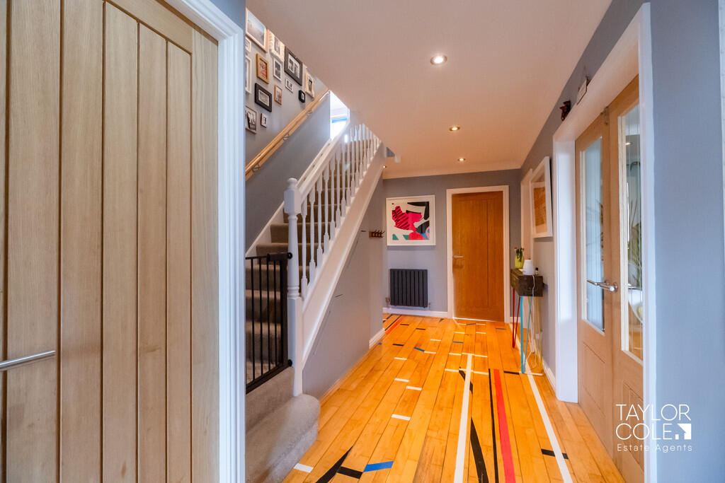 Additional image 3 of Shannon, Belgrave