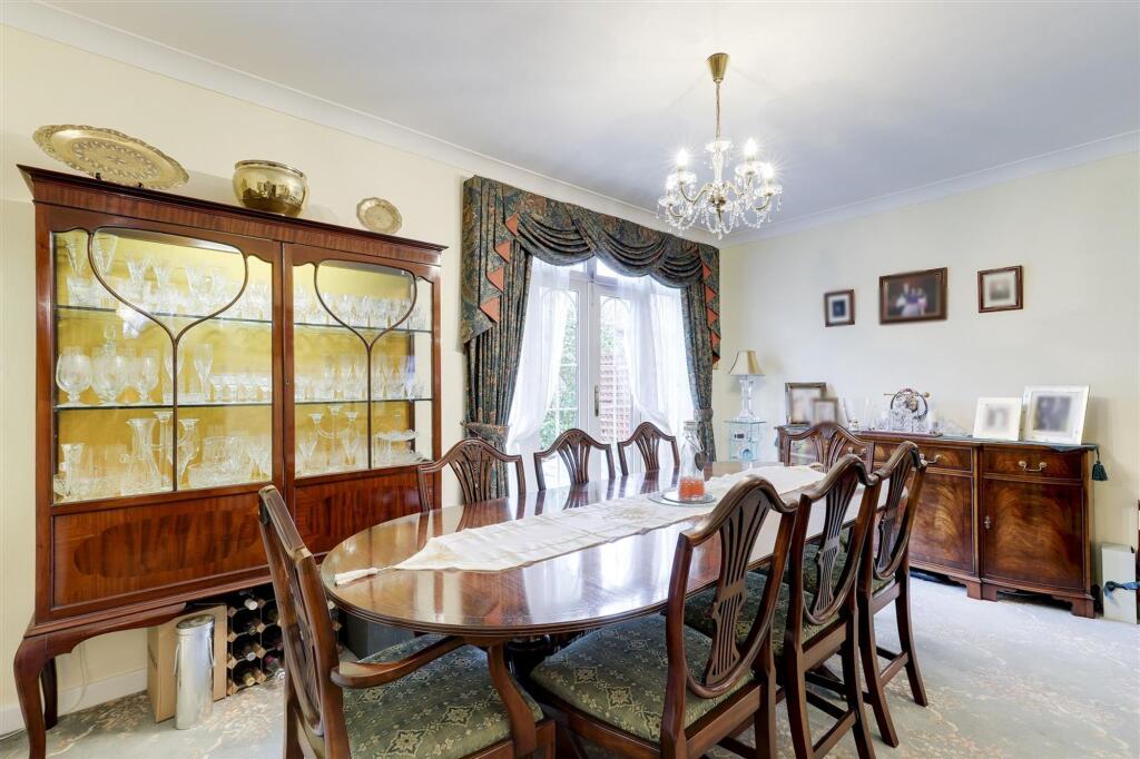 House in Rushcliffe, Abbey Park - View 4