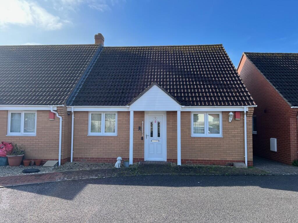 Main image of property: Watcombe Close