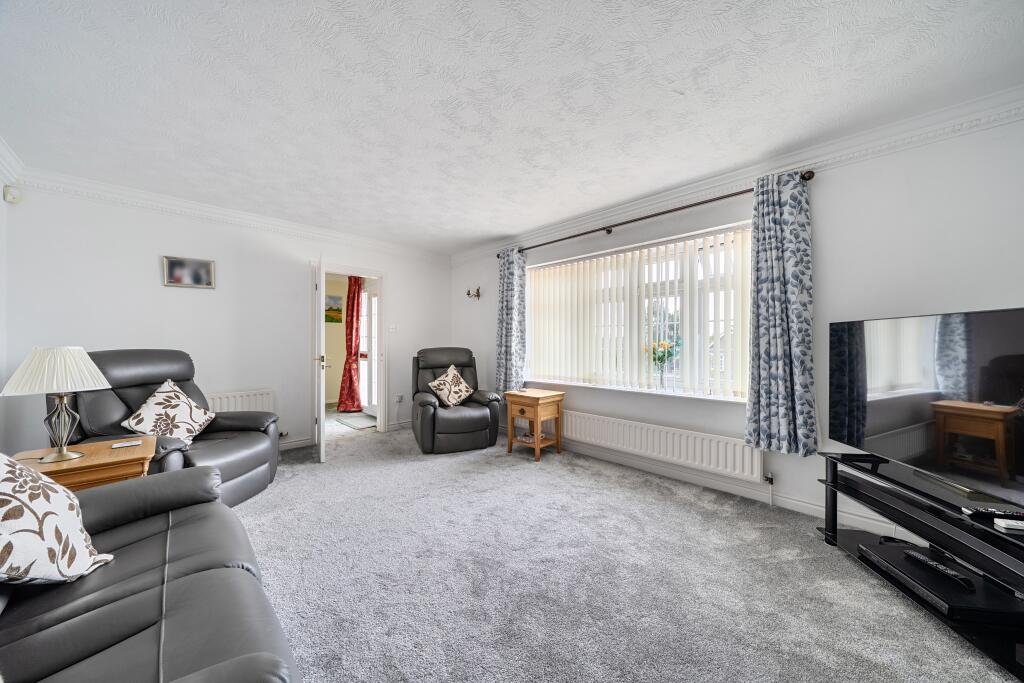 Chichester Close, Grantham, NG31 photo 4