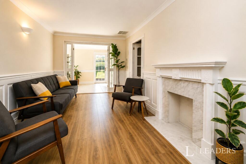 House in London - View 2