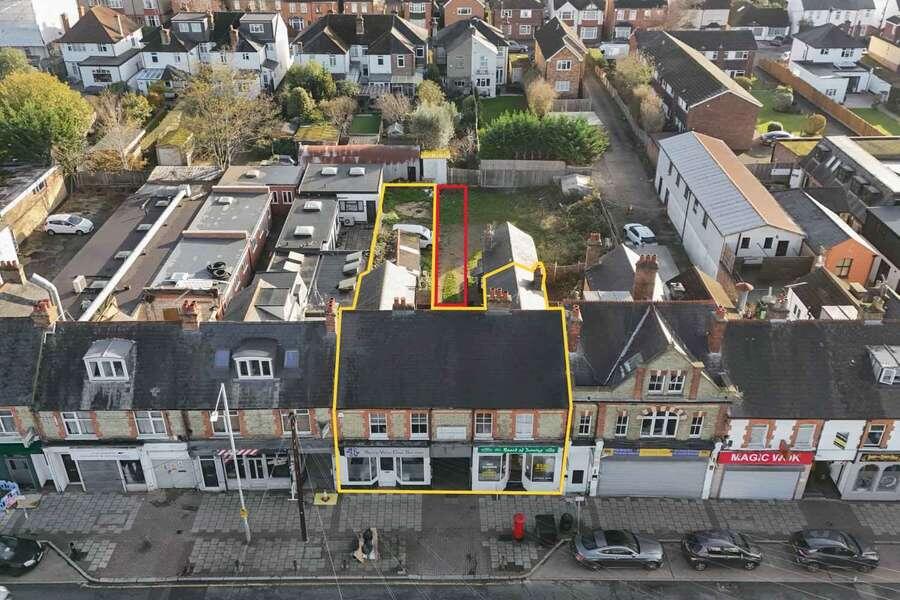 Main image of property: 28 & 30 High Street, , 28 & 30 High Street, Northwood
