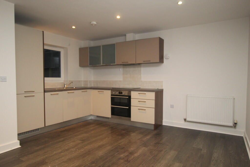 Apartment in Cambridge - View 3