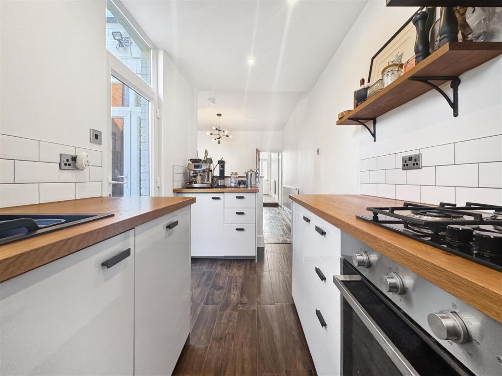 House in Leicester - View 5