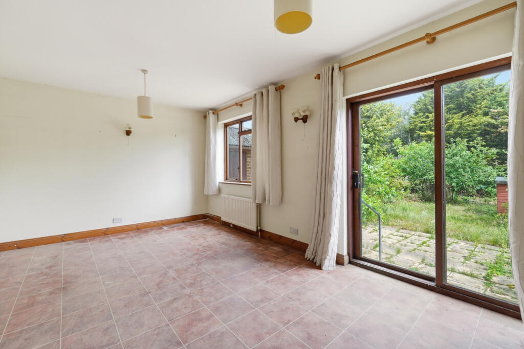 House in Bishop's Stortford, Hockerill - View 3