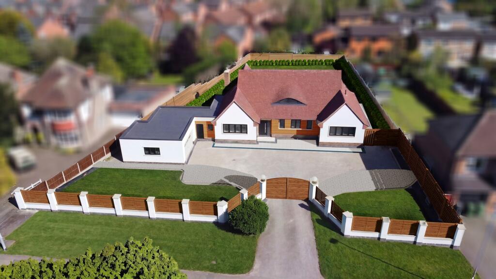 Main image of property: 'Greenvale' 196 Seagrave Road Sileby LE12 7TS