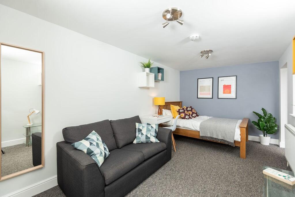 Main image of property: Green End Road, Cambridge, Cambridgeshire, CB4