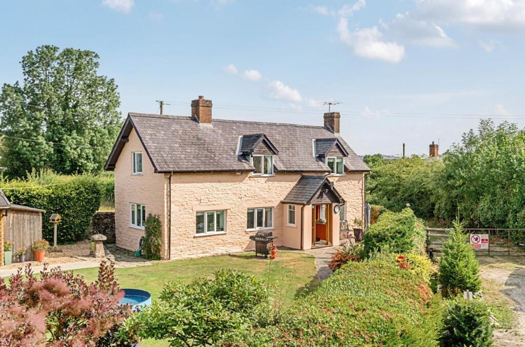Main image of property: 19 Colebatch, Bishops Castle, Shropshire, SY9 5JY