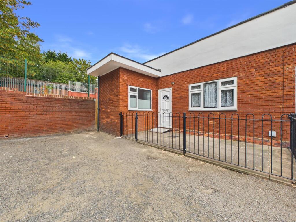 Apartment in Birmingham - View 2