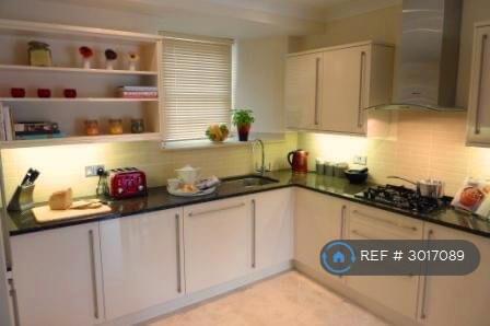 House in Plymouth - View 4