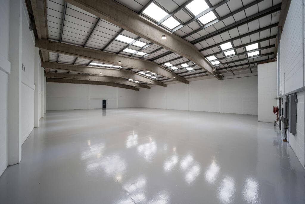 knighton Heath Industrial Estate Unit 5_41.jpg