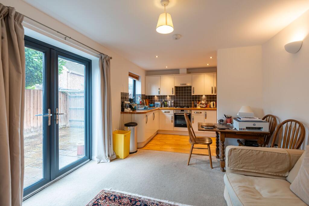Apartment in Oxford - View 2