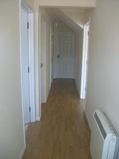 Apartment in Kingston upon Thames - View 5