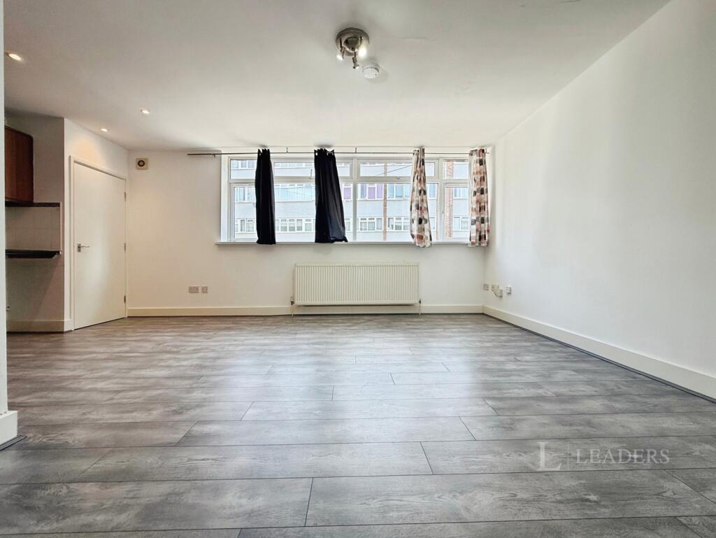 Apartment in Wolverhampton - View 5