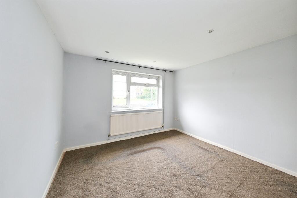 South Close, Unstone, Dronfield photo 4