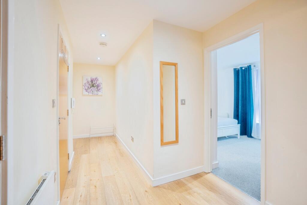 Apartment in Sheffield - View 5