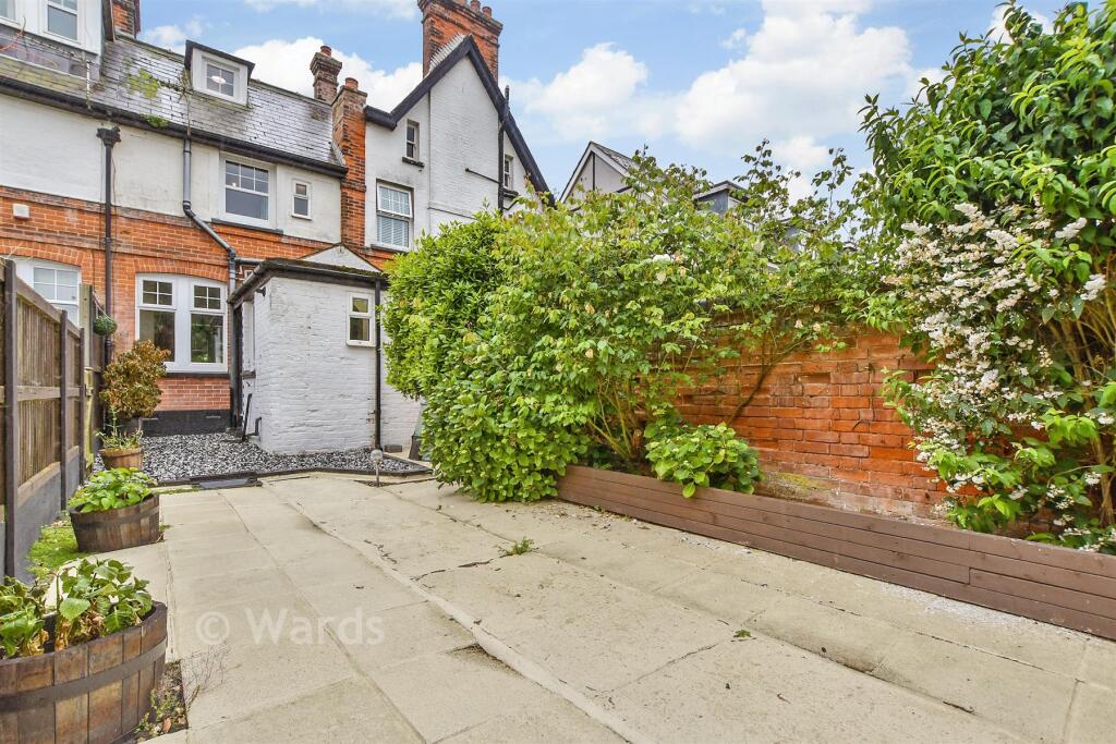 House in Tonbridge - More