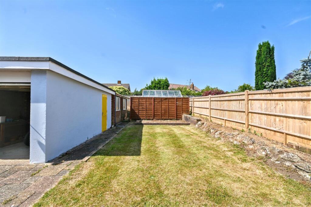 Dene Drive, Eastbourne photo 4