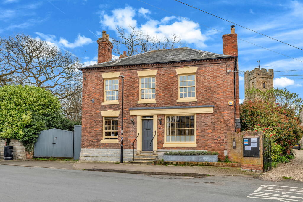 Main image of property: King George House, High Street, Bidford-on-Avon B50 4BQ