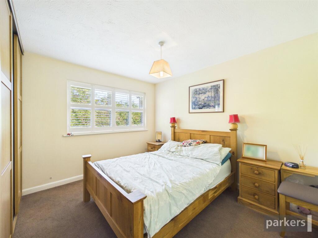Donaldson Way, Woodley, Reading, Berkshire, RG5 photo 4