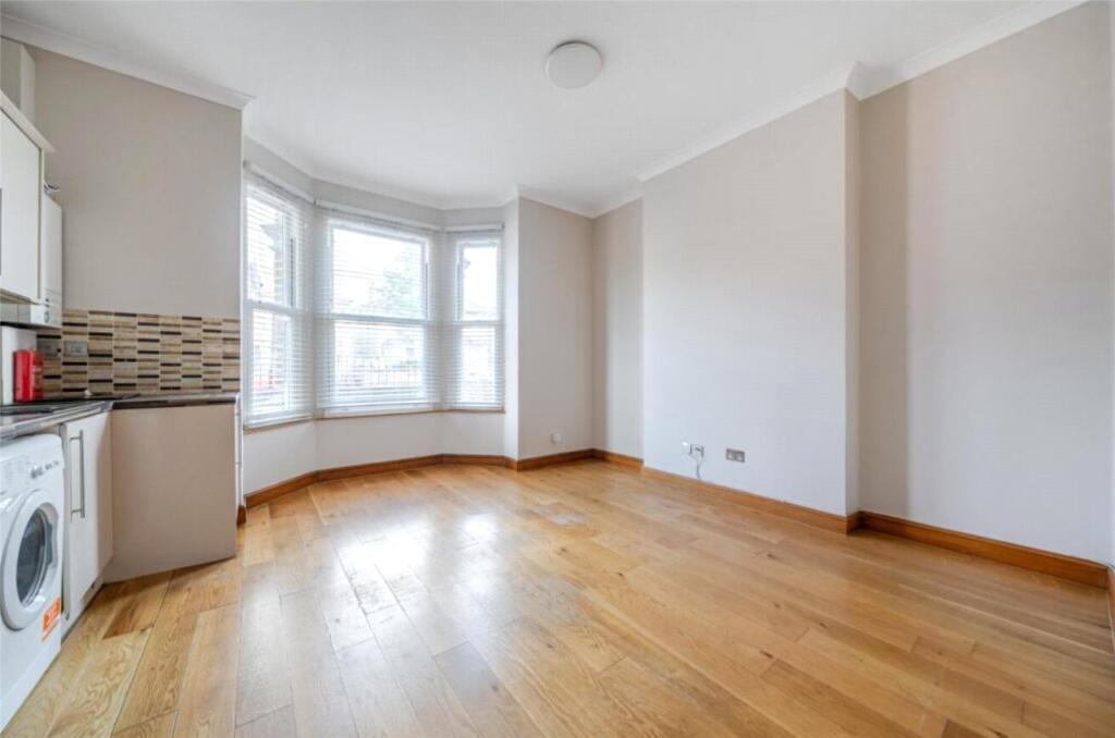 Apartment in London, Finsbury Park - View 4