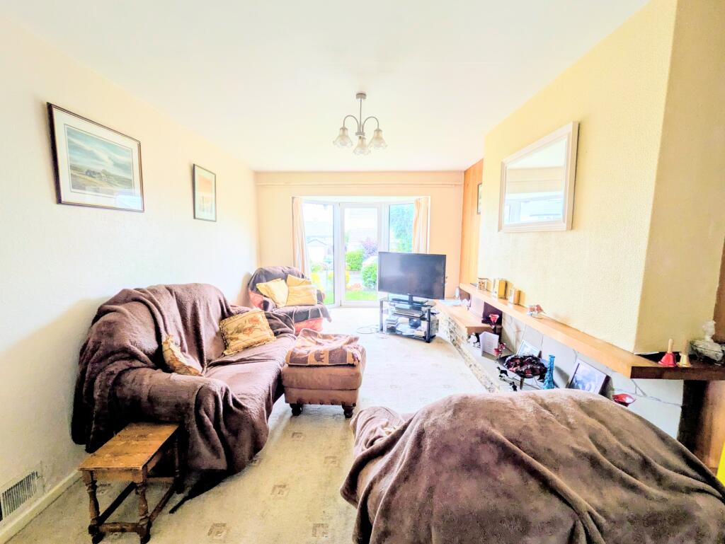 Additional image 11 of Coombe Hill, Bradford, BD13