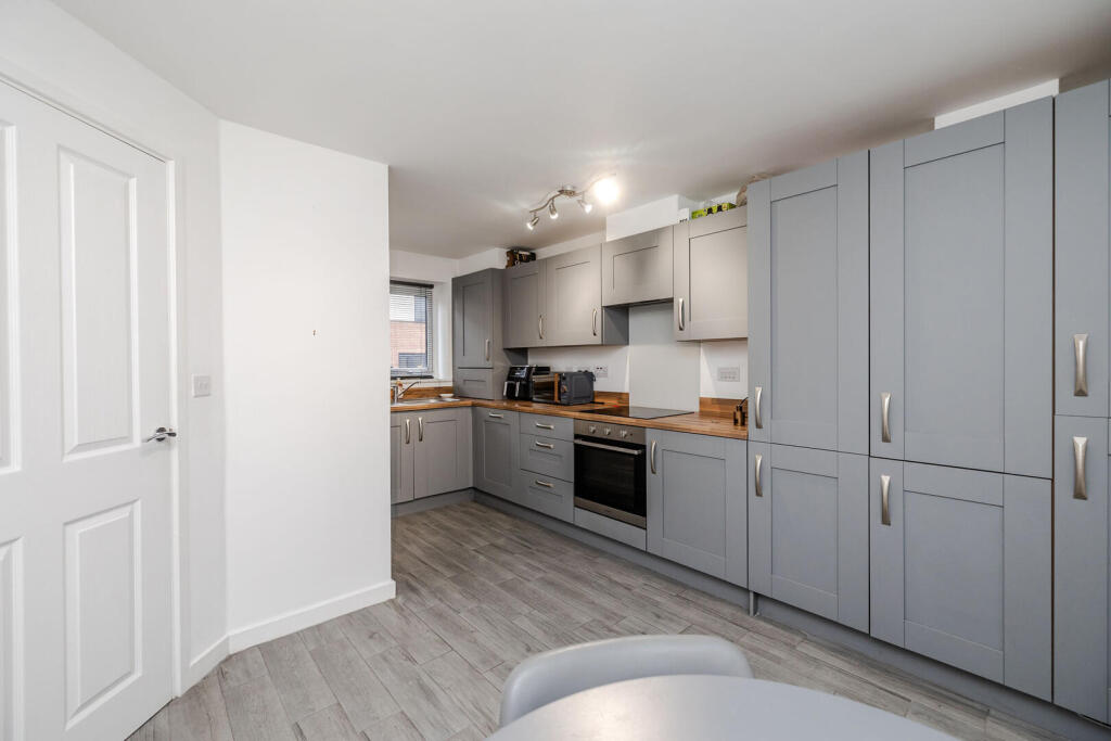House in Newcastle upon Tyne - More