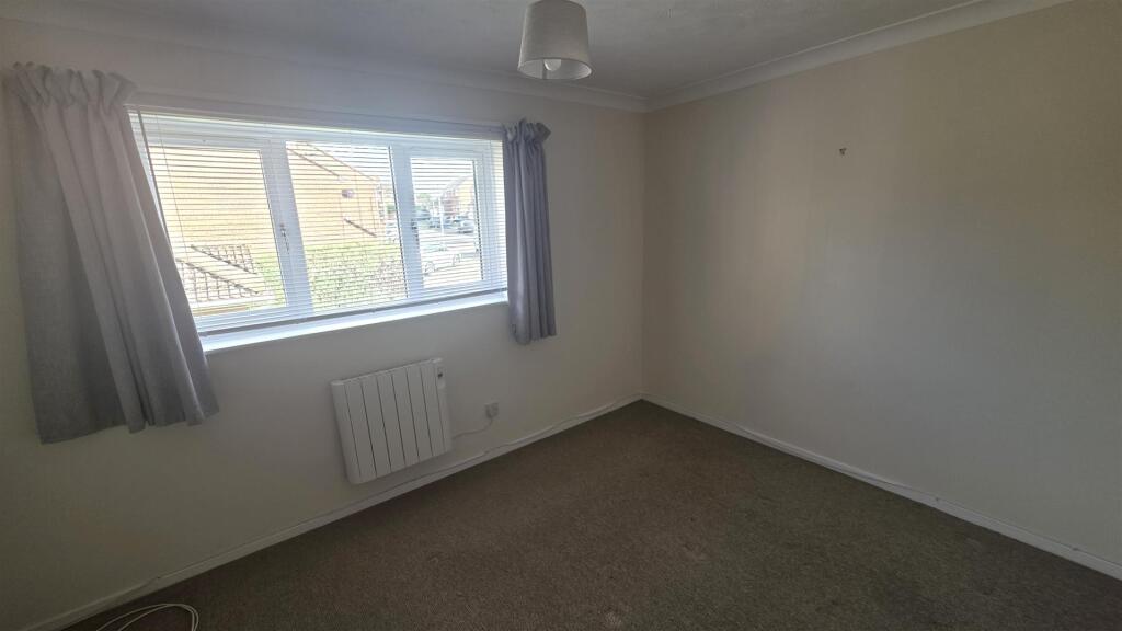 Apartment in Canterbury - View 5