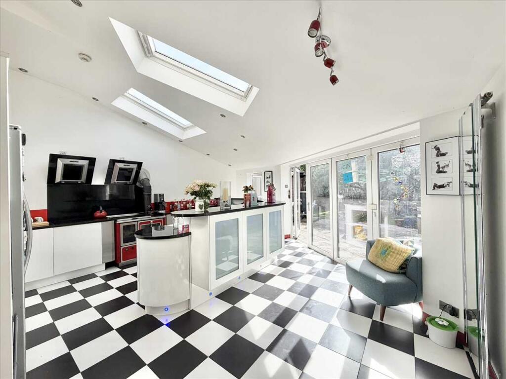 House in Rushcliffe, Bunny - View 2